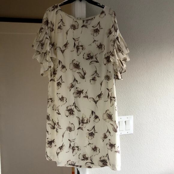 Jessica Howard Cream Floral Dress - Picture 3 of 7